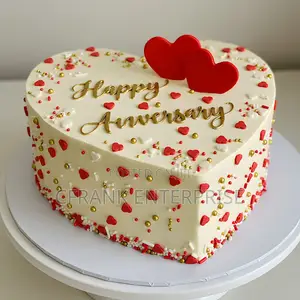 `Yummy Custom Cakes Anambra | Delivery to Your Door`