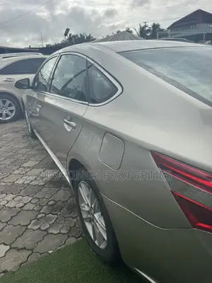 Toyota Avalon 2013 Silver