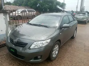 Toyota Corolla 1.4 Advanced 2009 Gray