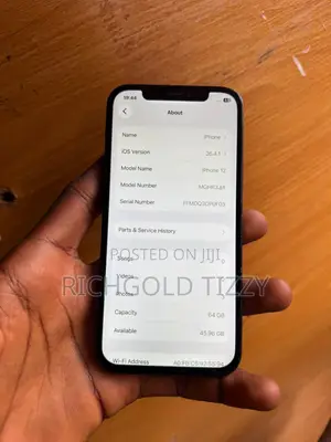 Apple iPhone 12 64 GB Black
