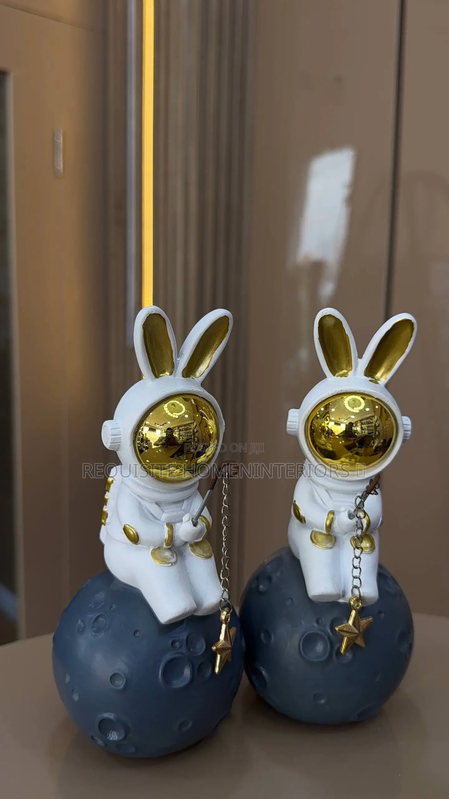 Mini Astronaut Fisherman Decor
