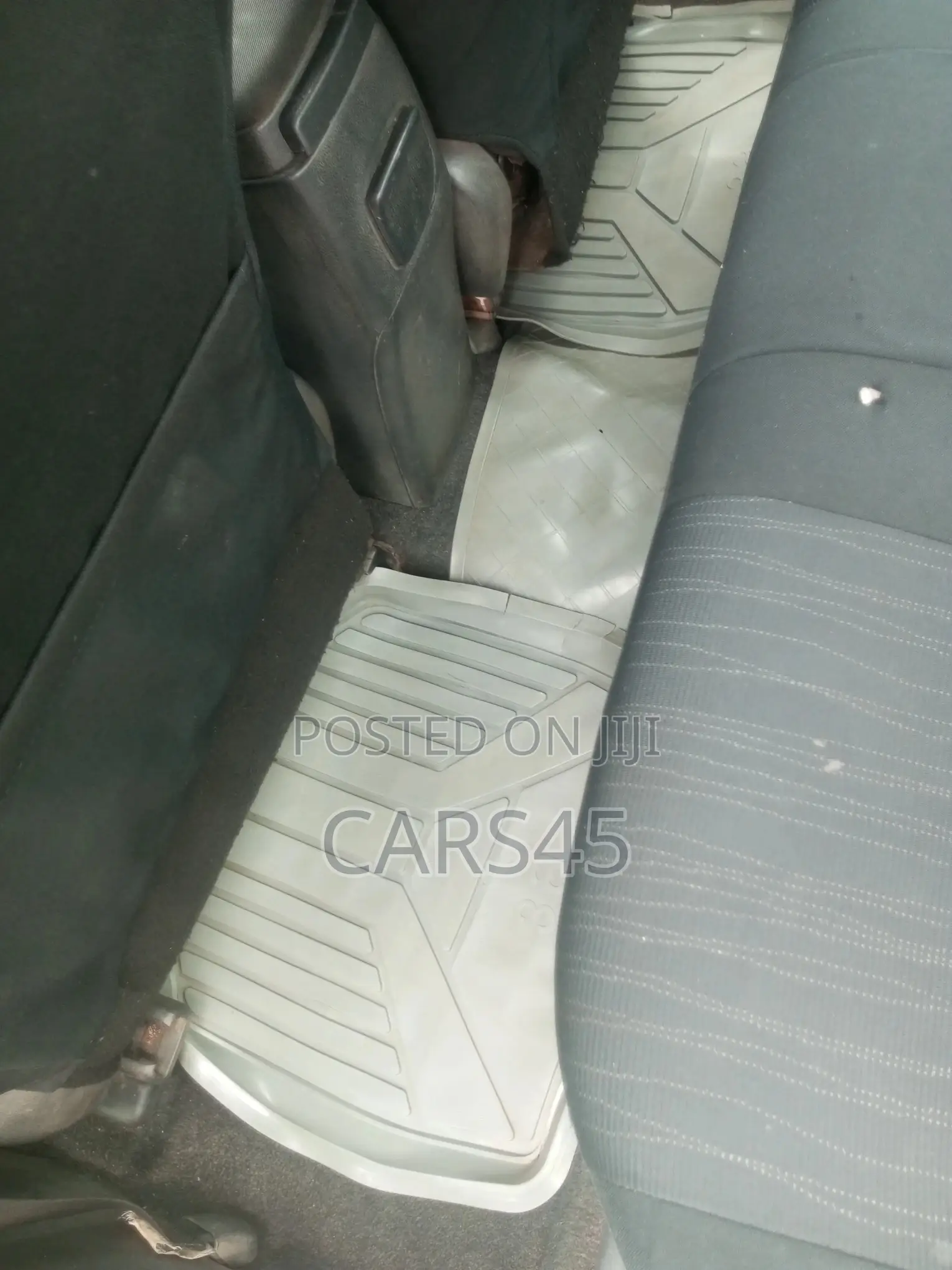 Toyota Corolla 1.4 Advanced 2009 Gray