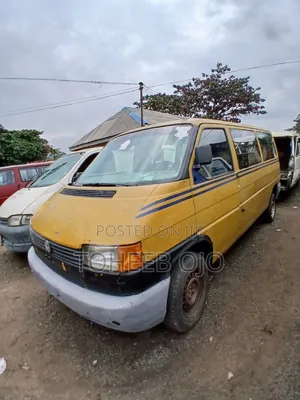 Volkswagen Transporter 1999 Yellow