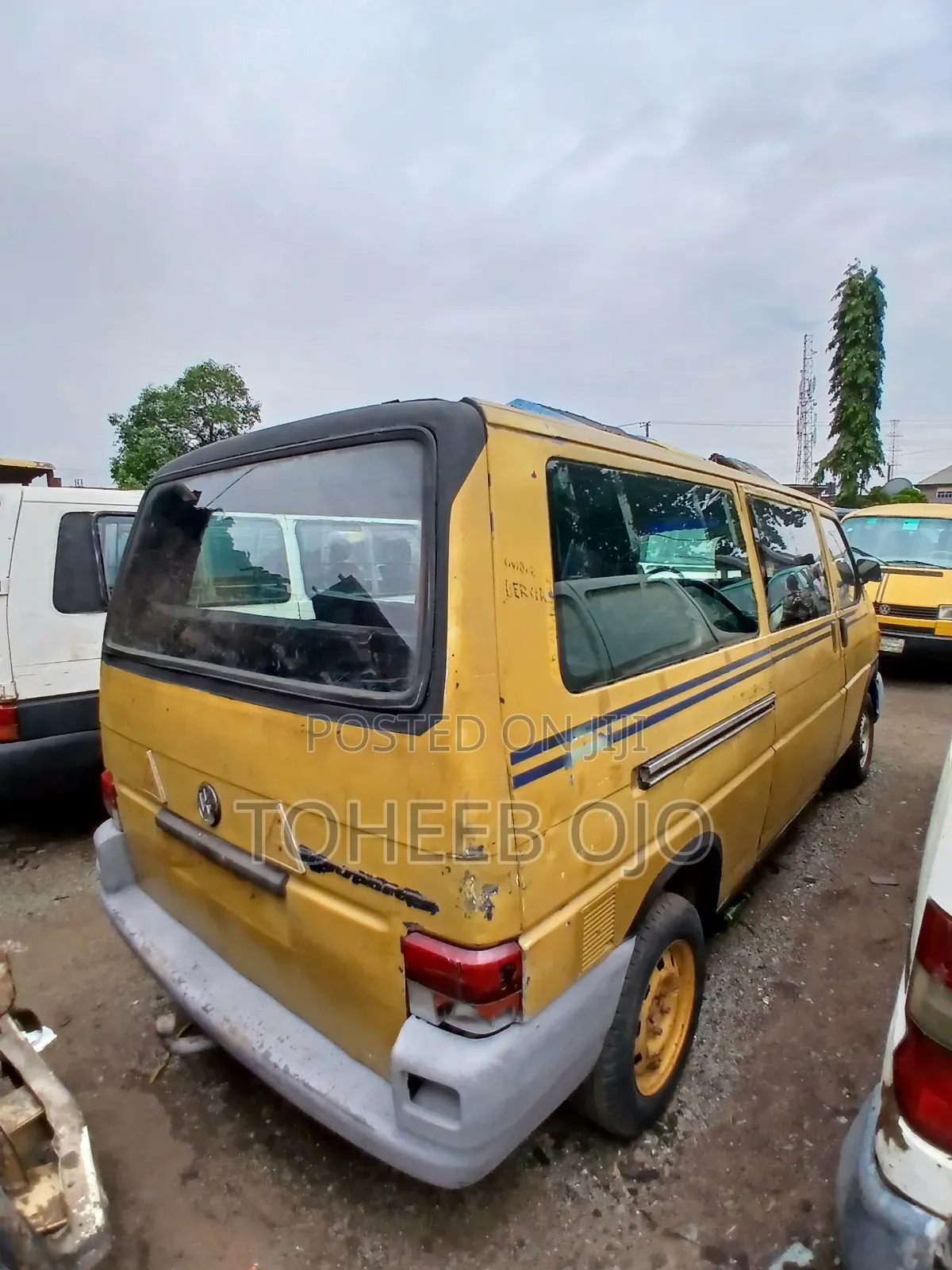 Volkswagen Transporter 1999 Yellow