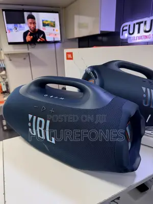 Open Box JBL Boombox 4