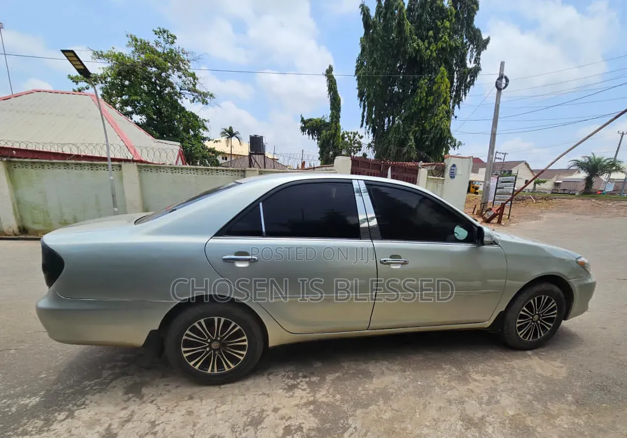 Toyota Camry 2003 Silver