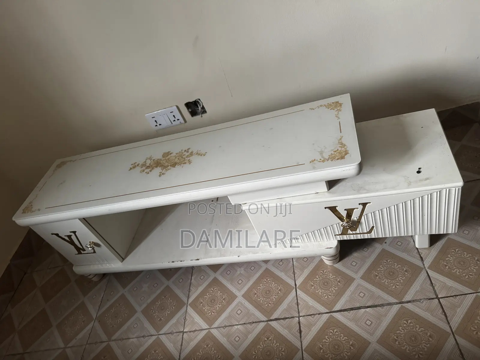 TV Console