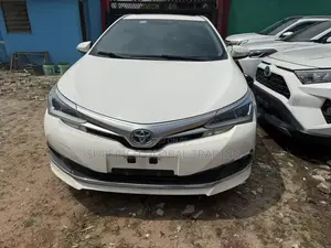Toyota Corolla 2017 White