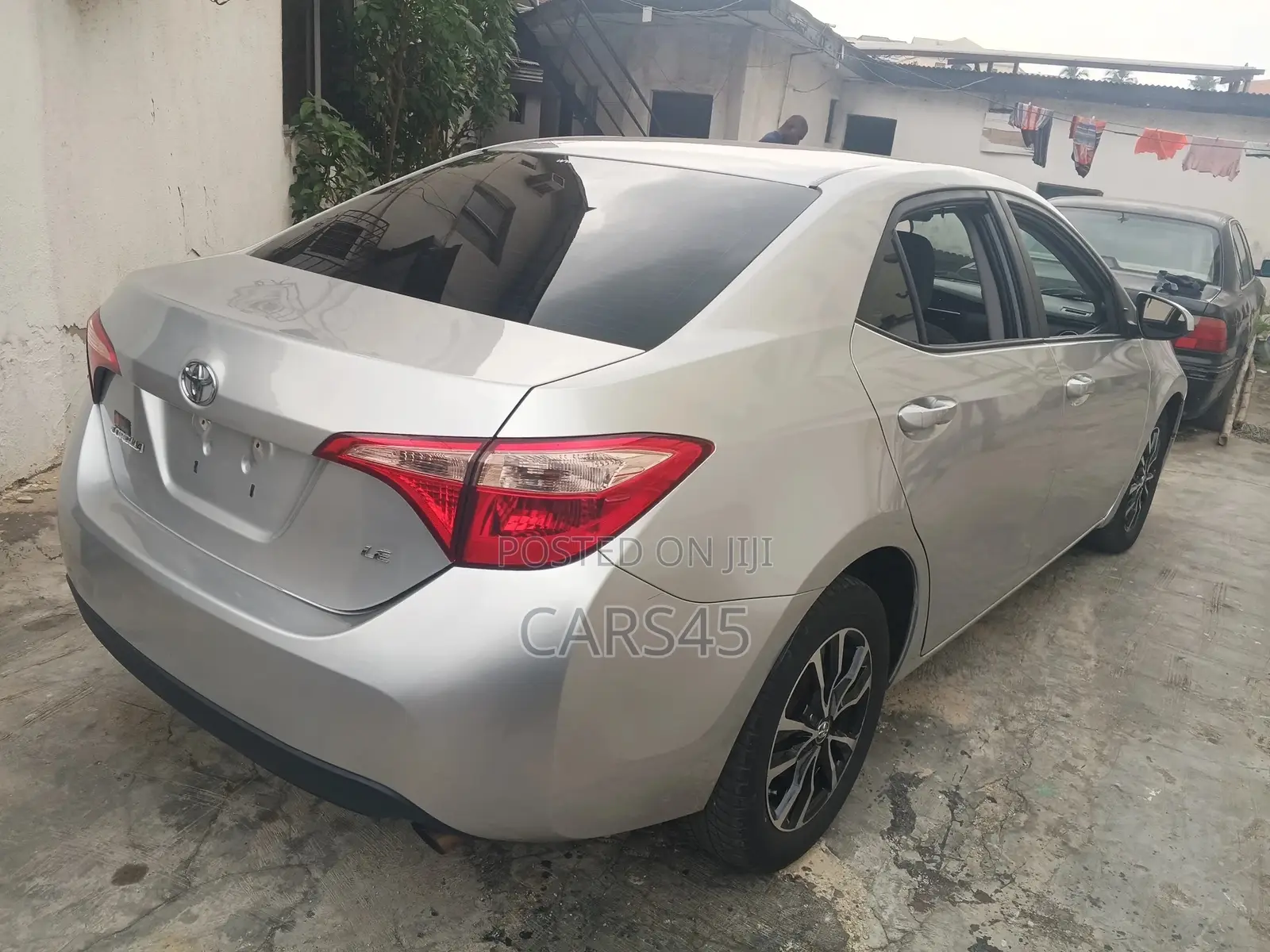 Toyota Corolla 2017 Silver