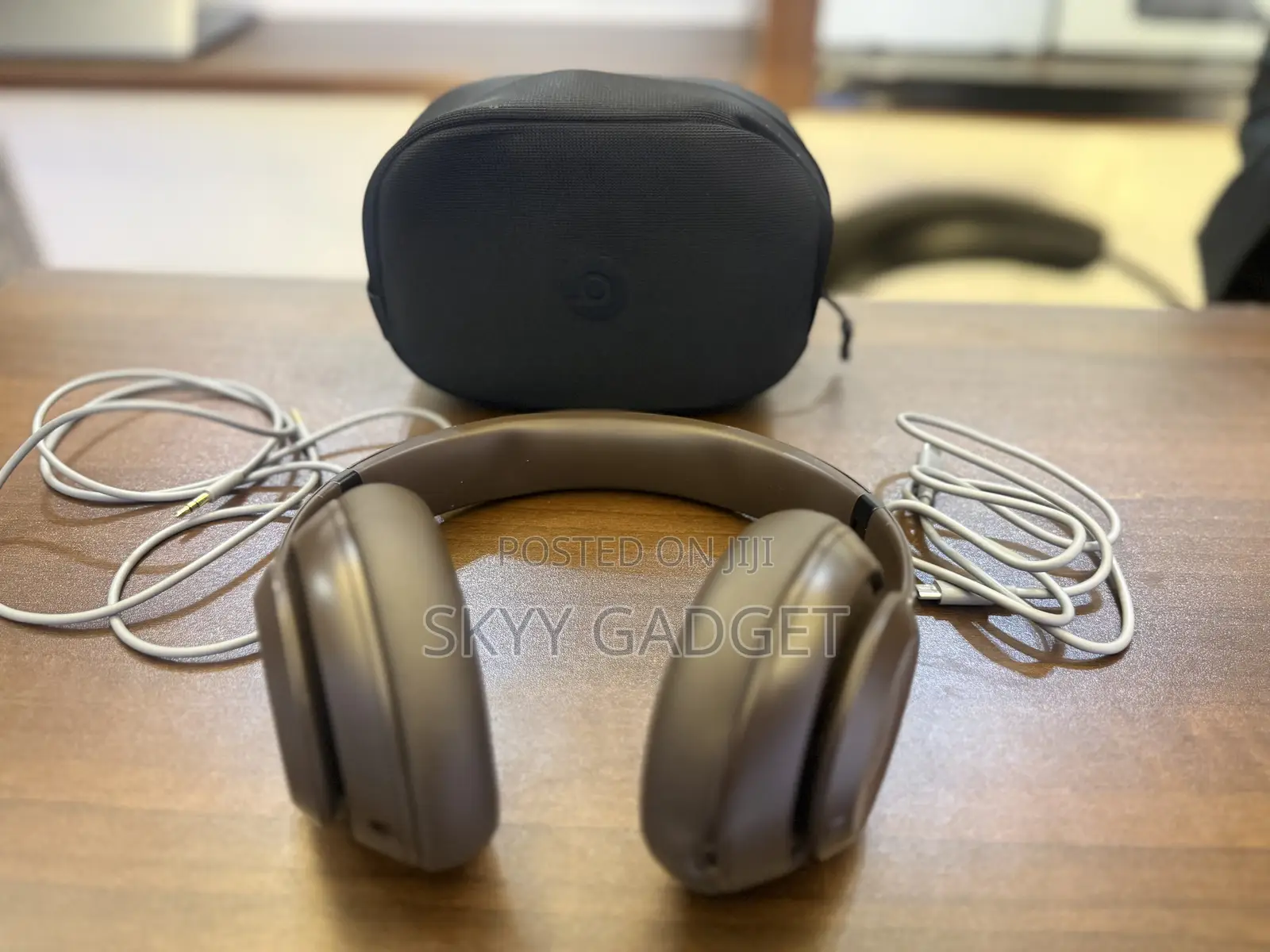 Beats Studio Pro
