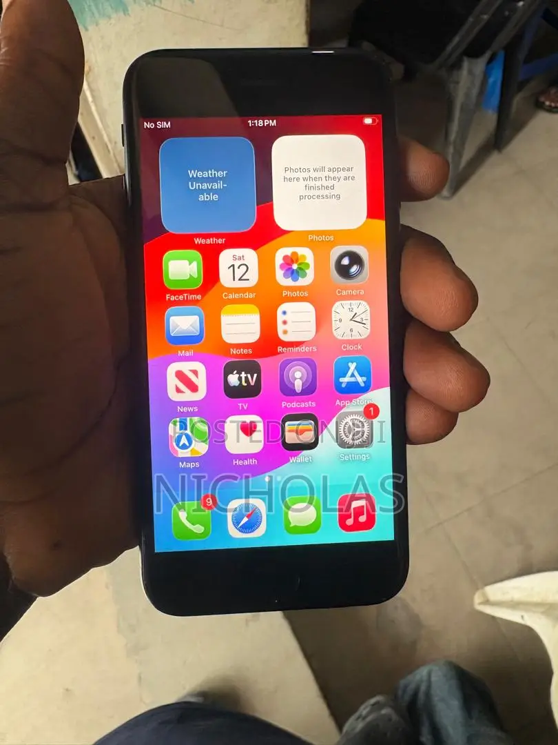 Apple iPhone SE (2022) 64 GB Blue