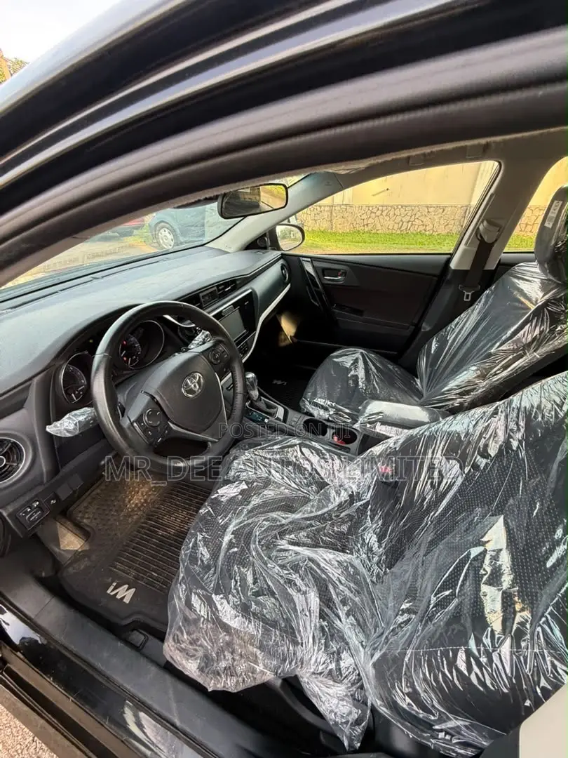 Scion iM Base 2016 Black