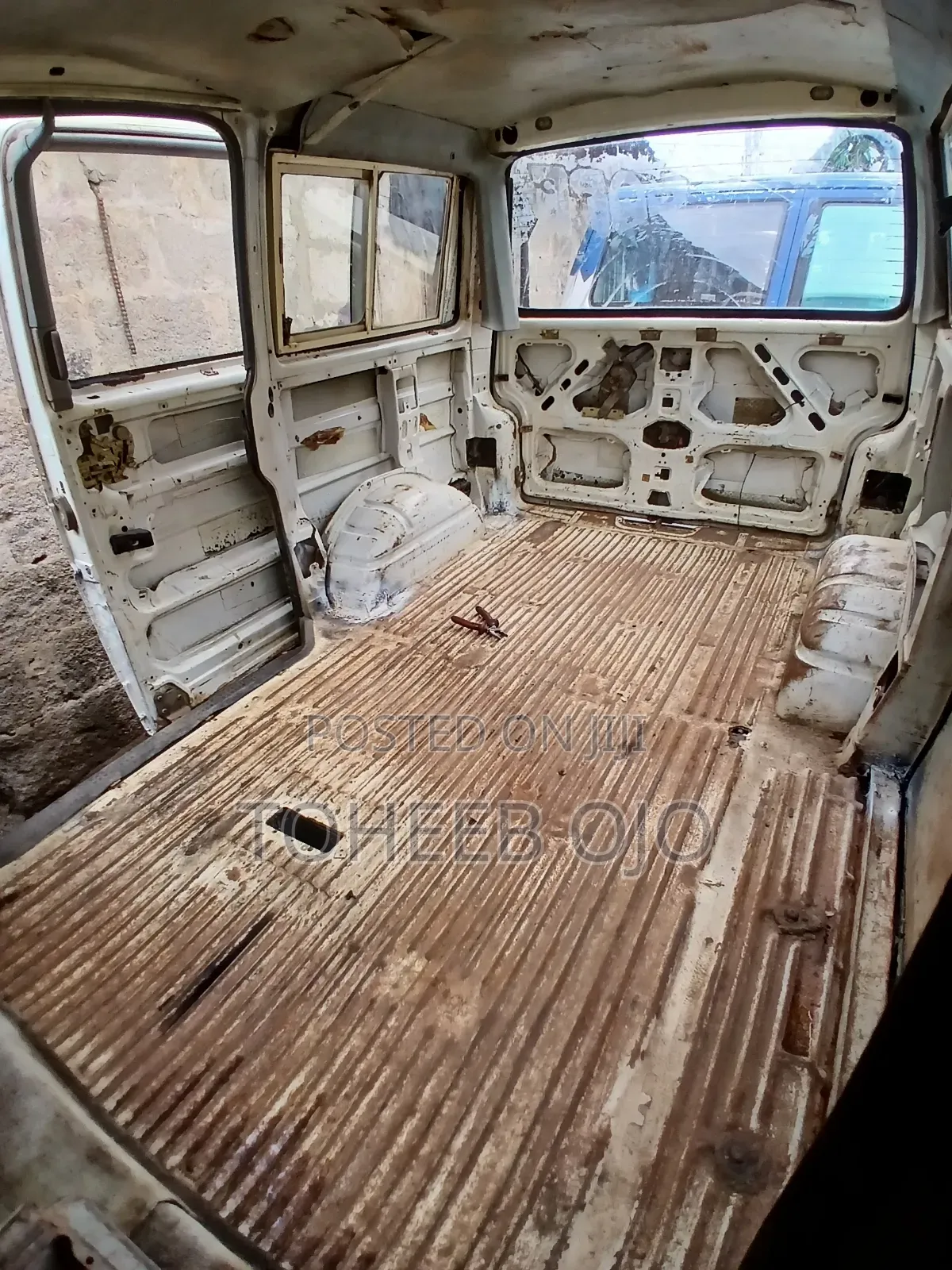 Volkswagen Transporter 1998 White