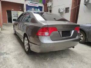 Honda Civic 2007 Gray