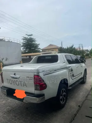 New Toyota Hilux 2020 White
