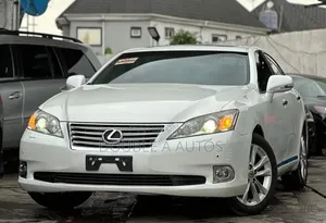 Lexus ES 2012 White