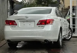 Lexus ES 2012 White