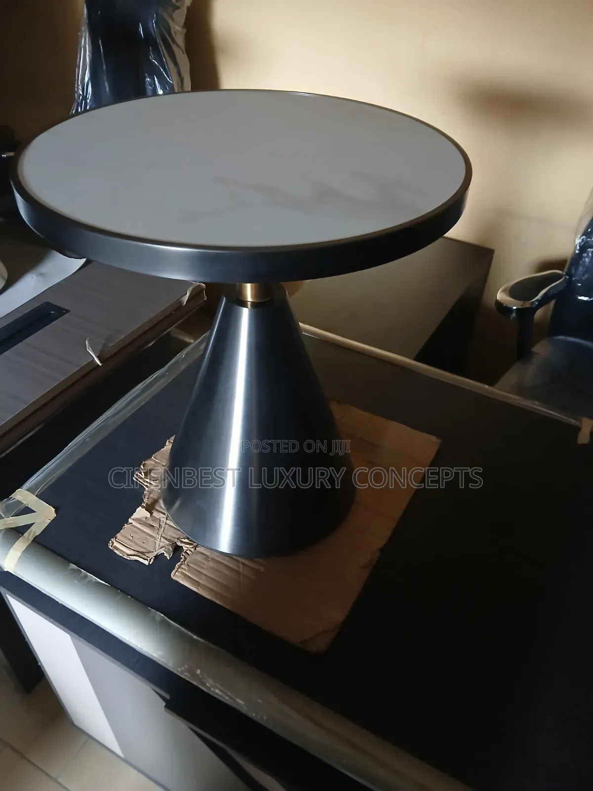Unique Luxury Round Side Stools