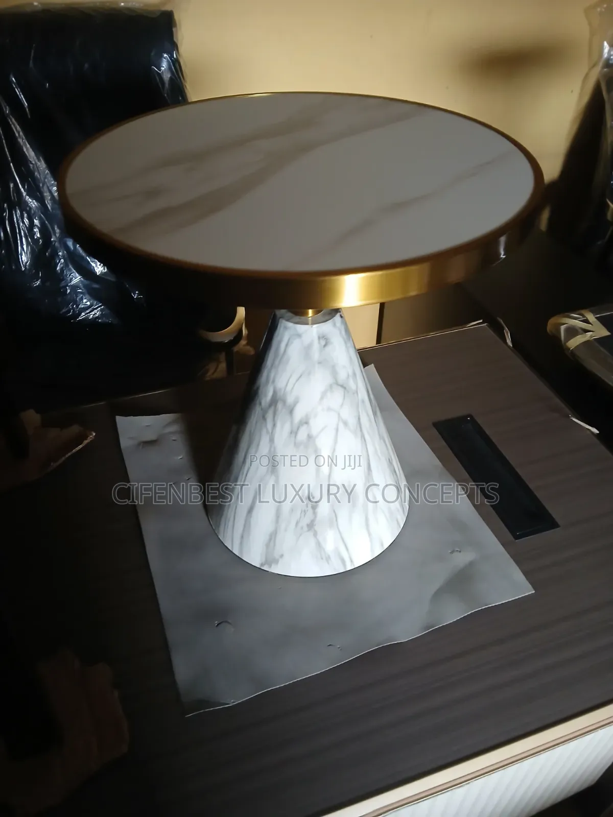 Unique Luxury Round Side Stools
