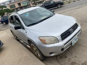 Toyota RAV4 2008 Silver