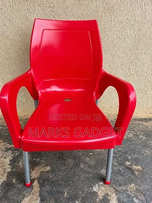 Red Plastic Armchair With Metal Legs – Strong Durable