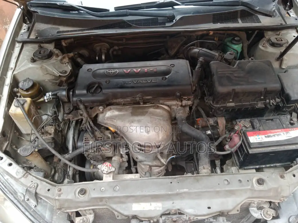 Toyota Camry 2004 Silver