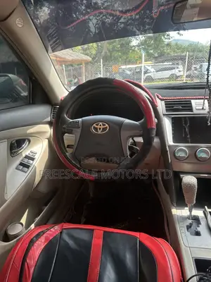 Toyota Camry LE 4dr Sedan (2.4L 4cyl 5A) 2009 Gold