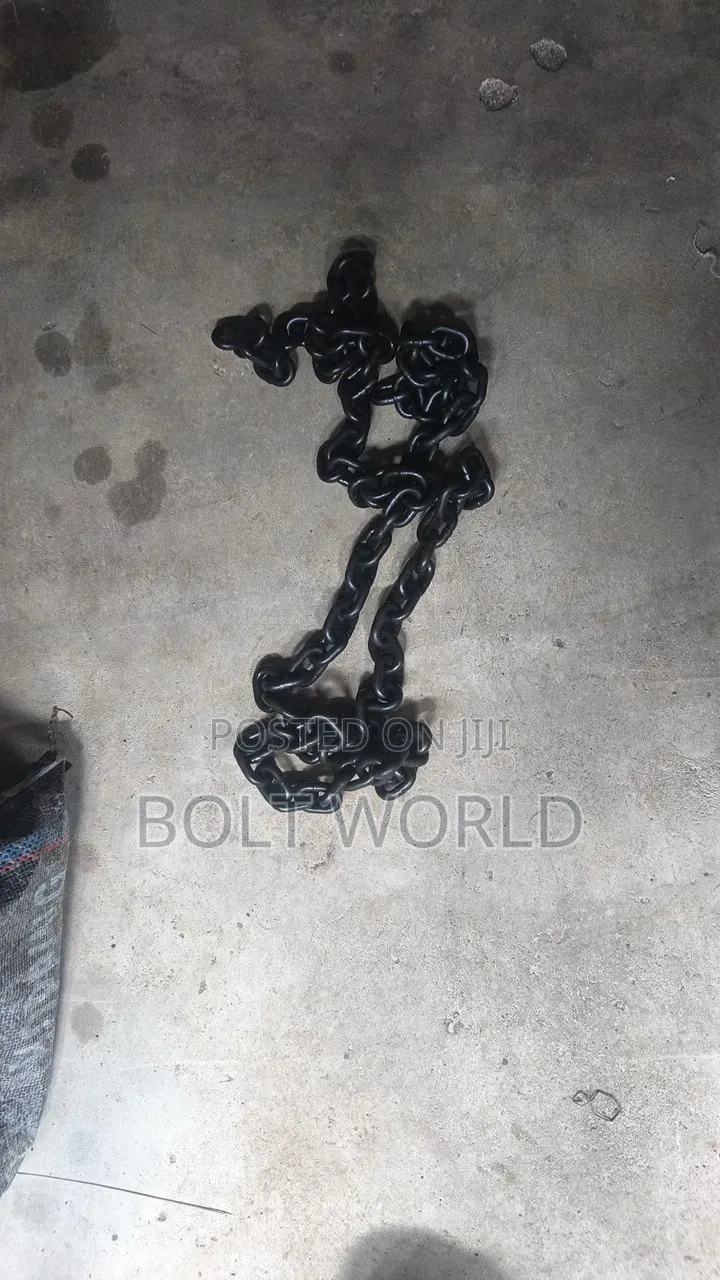 8mm Lifting Chain Black