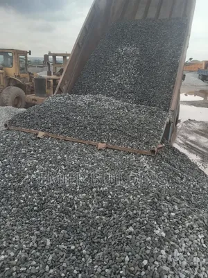 All Granite Are Delivered at Emier Building