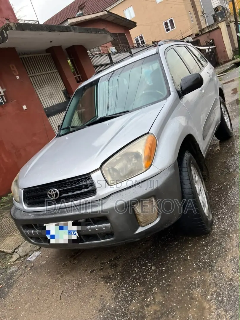 Toyota RAV4 Automatic 2003 Silver