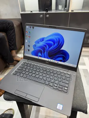 Laptop Dell Latitude 5300 16GB Intel Core i5 SSD 256GB