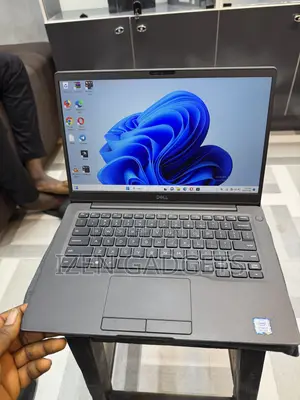 Laptop Dell Latitude 5300 16GB Intel Core i5 SSD 256GB