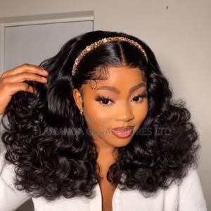 Short Loose Wave Middle Part HD Lace Front Bob Wig