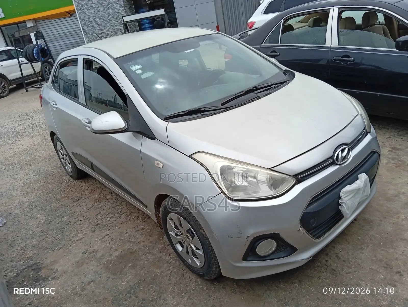 Hyundai Xcent 2015 Silver