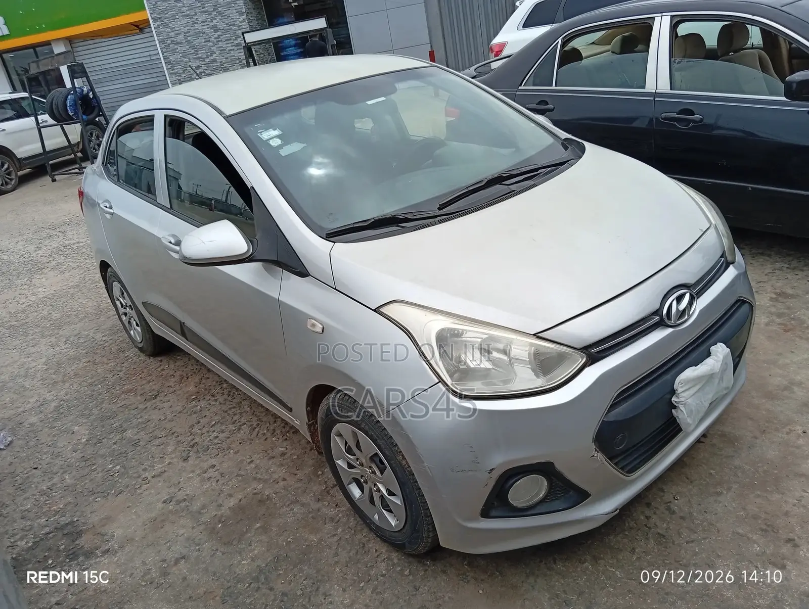 Hyundai Xcent 2015 Silver