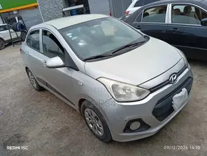 Hyundai Xcent 2015 Silver