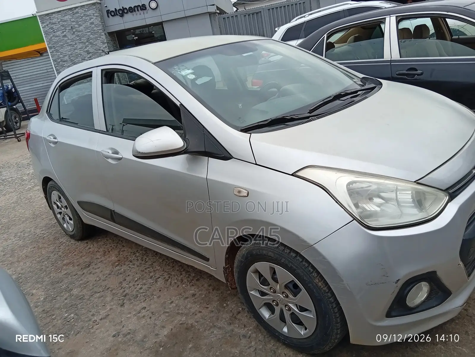 Hyundai Xcent 2015 Silver