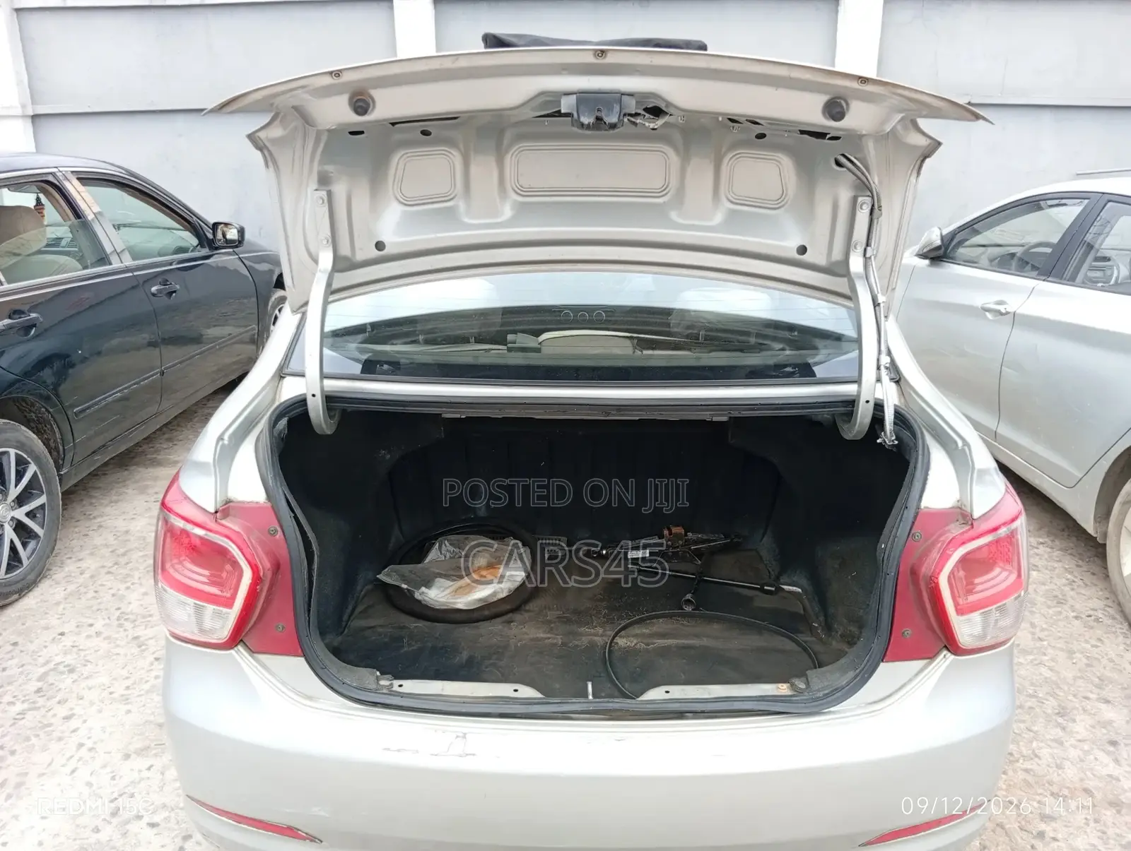 Hyundai Xcent 2015 Silver