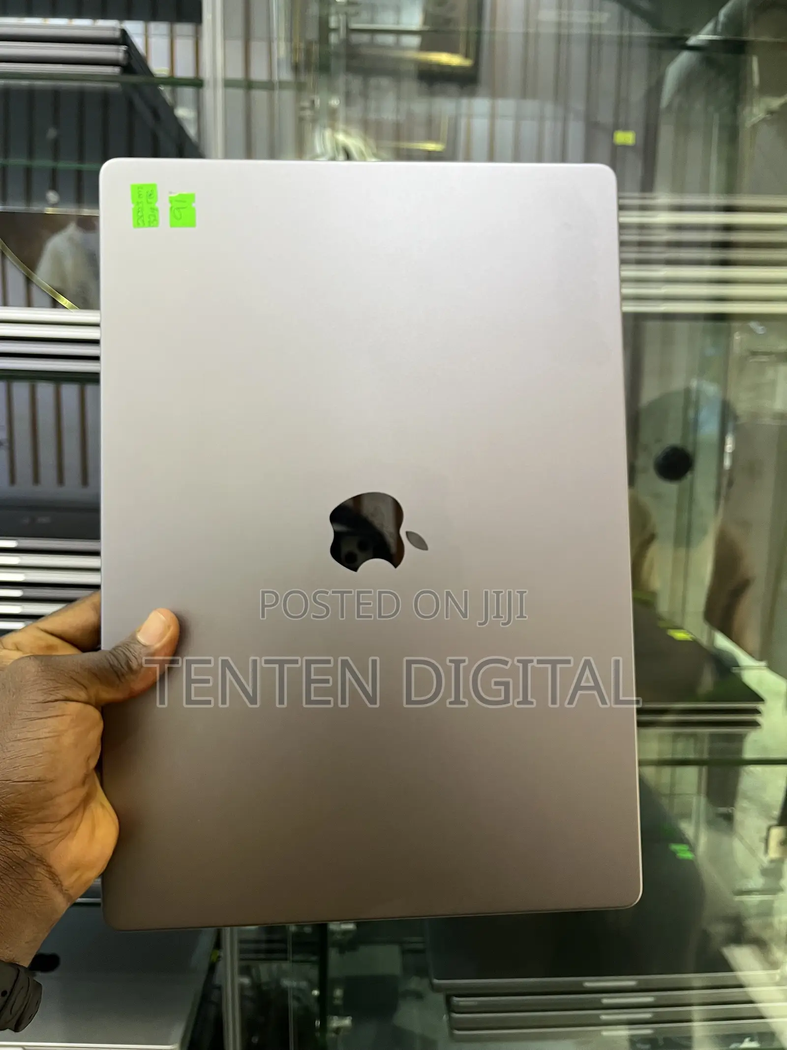 Laptop Apple MacBook Pro 2023 M2 Pro 32GB Apple M2 SSD 1T