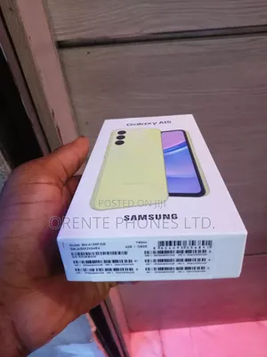 New Samsung Galaxy A15 128 GB Gold