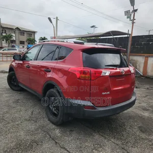 Toyota RAV4 2014 Red