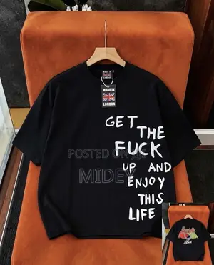 High-Quality Round-Neck Men’s Wear