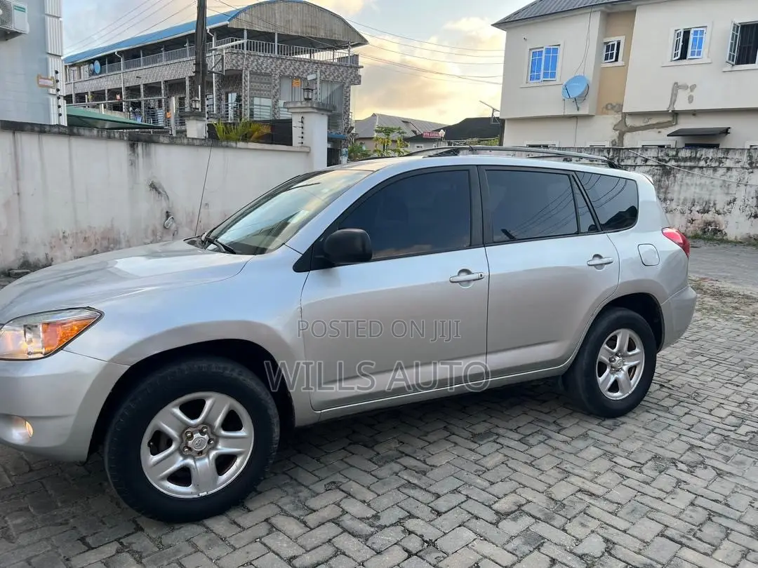 Toyota RAV4 2008 Silver