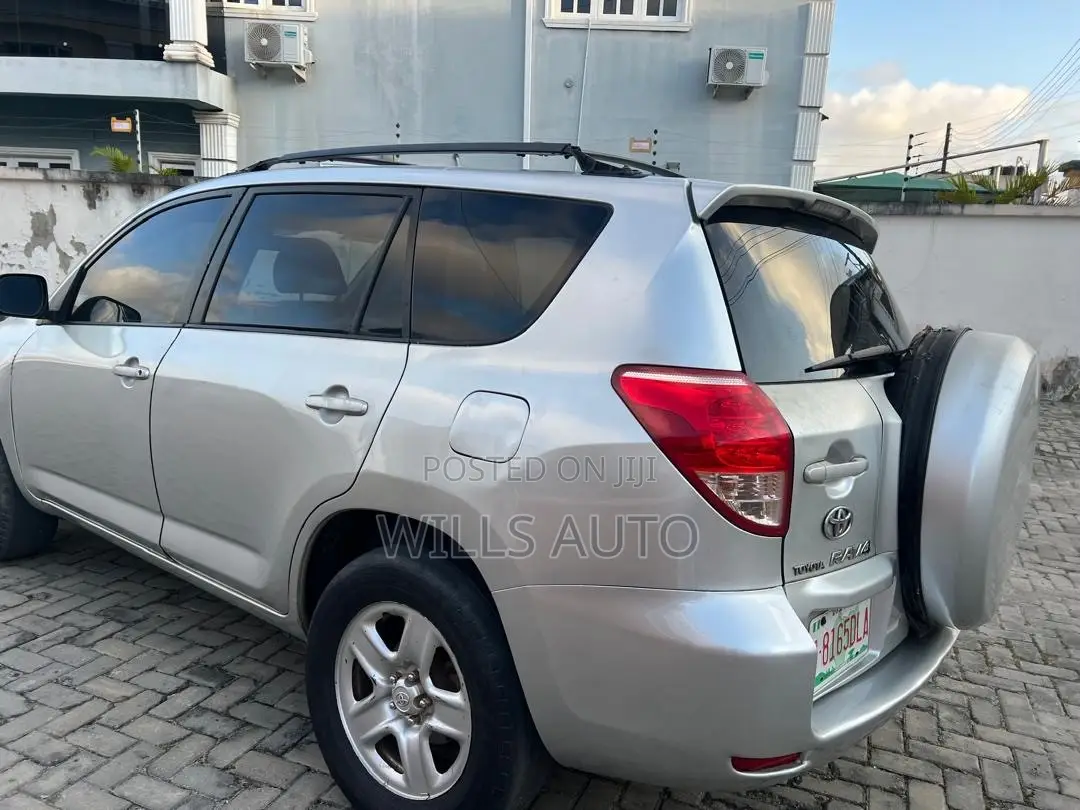 Toyota RAV4 2008 Silver