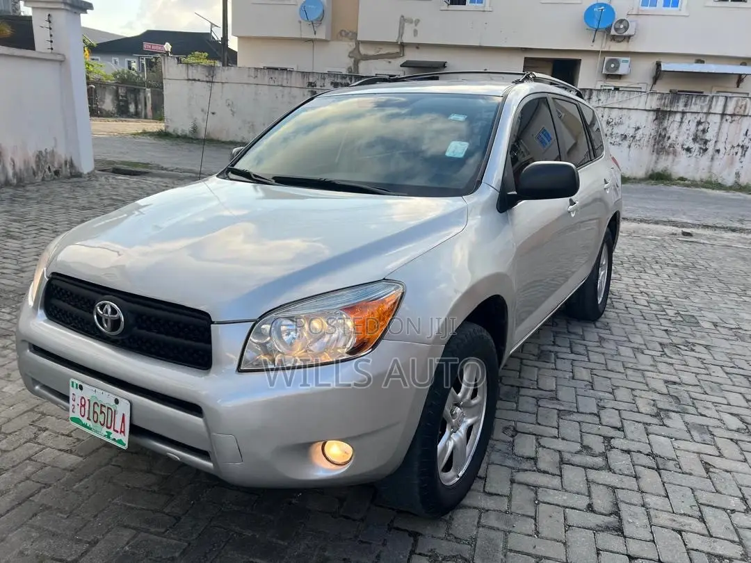 Toyota RAV4 2008 Silver