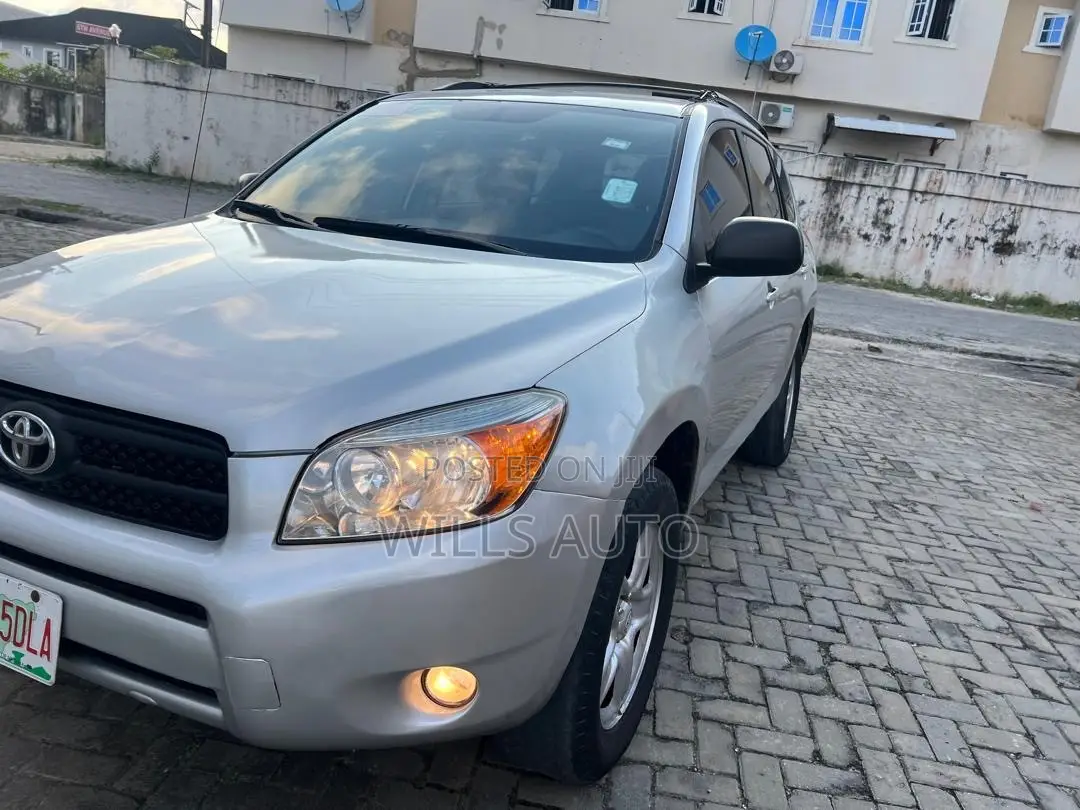 Toyota RAV4 2008 Silver
