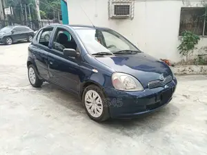 Toyota Yaris 2003 Blue