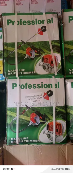 Professional Gasoline Brush Trimmer