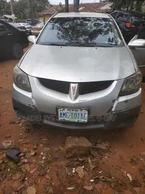 Pontiac Vibe Automatic 2004 Silver