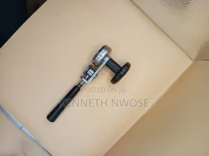 Manual Can Sealer